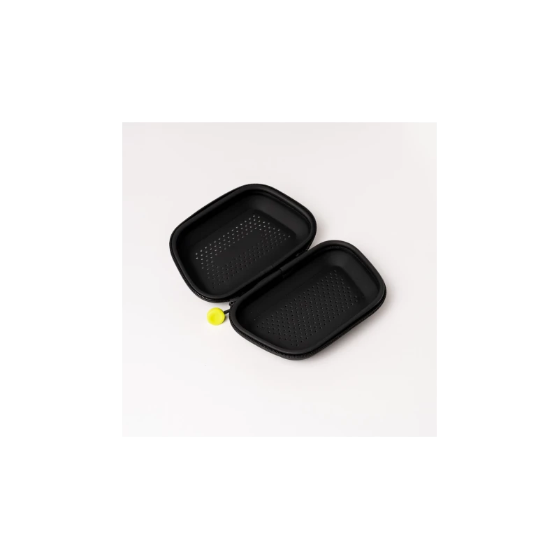 FORM goggle case - zamykane wentylowane etui do FORM Smart Swim 2 (black)