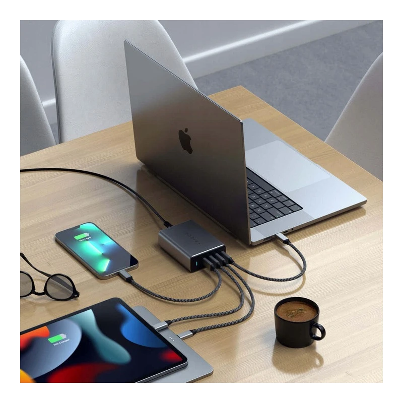 Satechi GaN Charger 165W - ładowarka sieciowa 165W, 4x USB-C