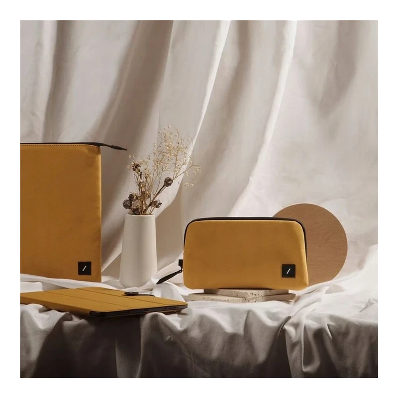 Native Union W.F.A Sleeve - etui ochronne do Macbook 16" (kraft)