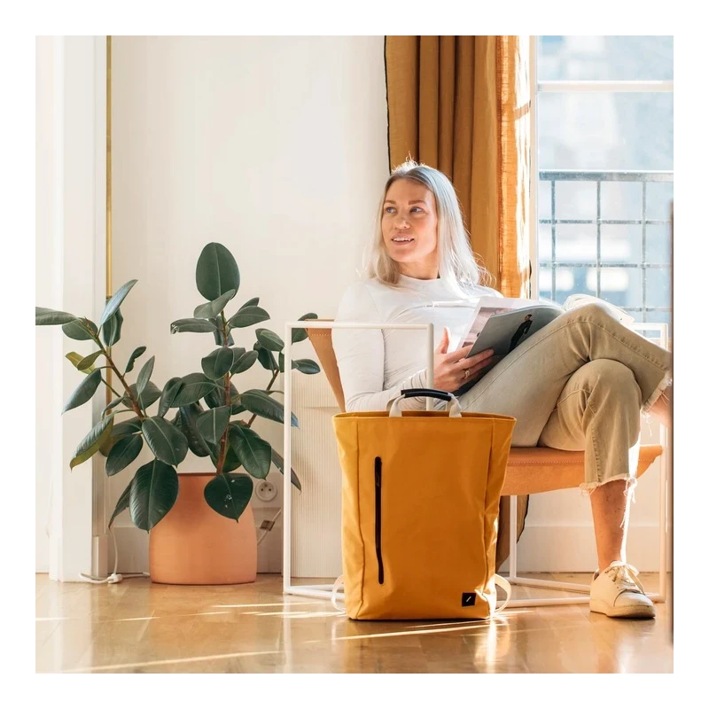 Native Union W.F.A Backpack - plecak z kieszenią na laptop 16", 20 L (kraft)