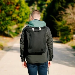 Native Union Backpack stylowy plecak z kieszenią na laptop 16" 20L black