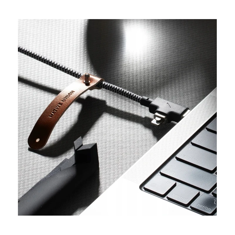 Native Union Belt Cable Duo Pro 240W - kabel USB-C - USB-C / lightning, 2,4 m (cosmos)