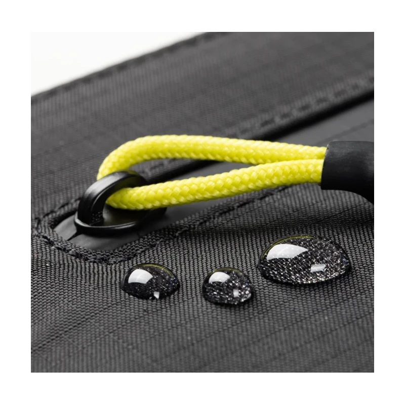 Native Union Ultralight Sleeve - etui ochronne do Macbook 16" (black)