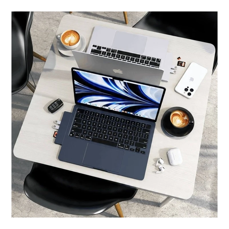 Satechi Pro Hub Slim - aluminiowy hub z podwójnym USB-C do MacBook (USB 4, HDMI, 2x USB-A, SD/microSD, USB-C) (midnight)