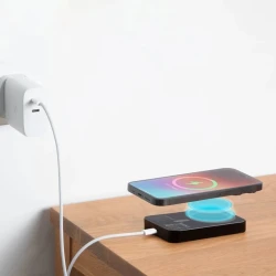 Native Union (Re)Classic lekki powerbank MagSafe 10000 mAh Qi2 USB-C