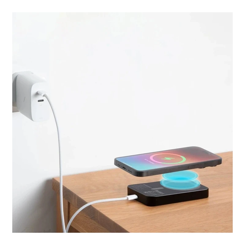 Native Union (Re)Classic Power Bank - magnetyczny powerbank 10000 mAh kompatybilny z MagSafe i Qi2, kabel USB-C - USB-C 15 cm w 