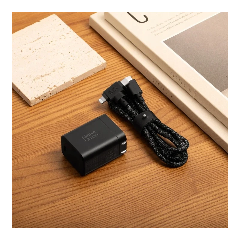 Native Union Fast GaN Charger - ładowarka 45W PD, 1x USB-C (black)