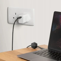 Native Union Fast GaN Charger mocna bezpieczna ładowarka 45W PD, 1x USB-C (black)