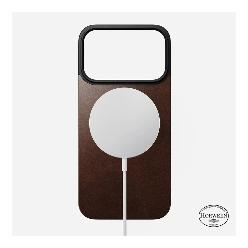 NOMAD Magnetic Leather Back - nakładka magnetyczna na iPhone 17 Pro kompatybilna z MagSafe  skóra Horween (rustic brown)