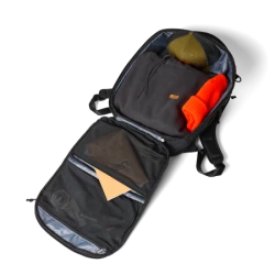 UAG Premium Tech - plecak 24L z kieszenią na laptop 16" (black)