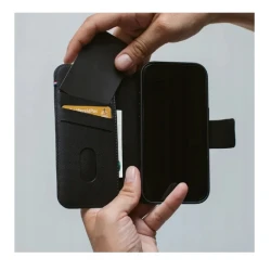 Decoded case dwuczęściowe etui z klapką iPhone 17 Pro MagSafe skóra (navy shadow)