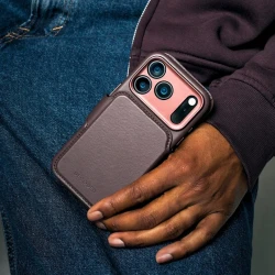 Decoded case dwuczęściowe etui z klapką iPhone 17 Pro MagSafe skóra (chocolat brown)