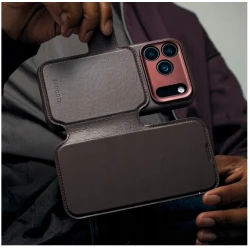 Decoded case dwuczęściowe etui z klapką iPhone 17 Pro MagSafe skóra (chocolat brown)