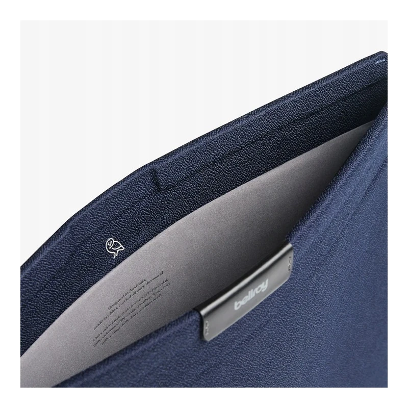 Bellroy Laptop Sleeve 14 - etui na laptop 14" (navy)