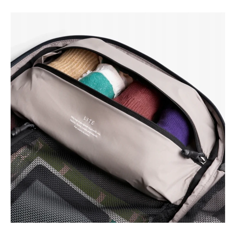 Bellroy Lite Travel Pack - plecak podróżny 30L z kieszenią na laptop (black)