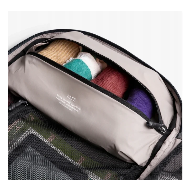 Bellroy Lite Travel Pack - plecak podróżny 30L z kieszenią na laptop (ash)