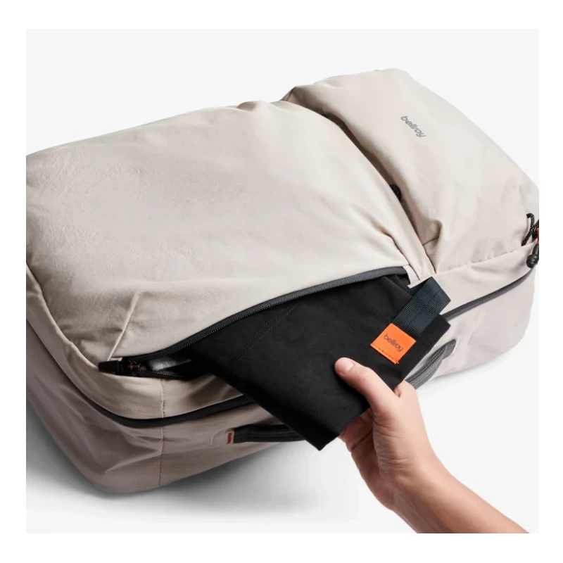 Bellroy Lite Travel Pack - plecak podróżny 30L z kieszenią na laptop (ash)