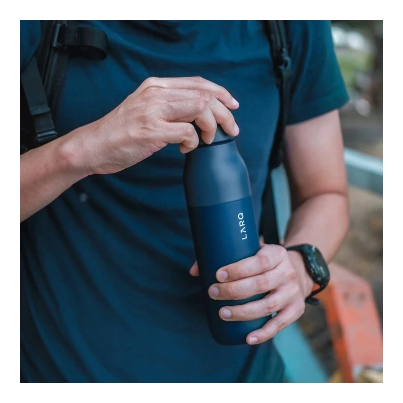 LARQ Bottle PureVis2 inteligentna samoczyszcząca butelka filtrująca 680ml (obsidian black)