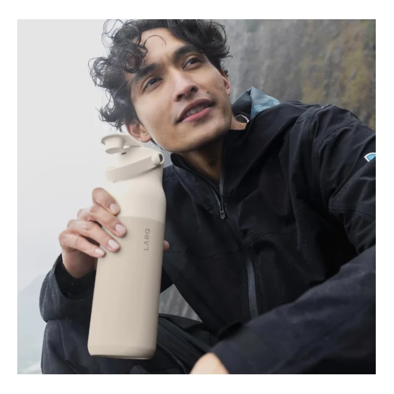 LARQ Bottle PureVis2 inteligentna samoczyszcząca butelka filtrująca 680ml (obsidian black)