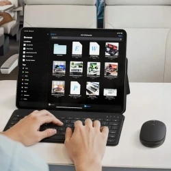 Satechi Keyboard bezprzewodowa klawiatura z podstawką na smartfon/tablet (black)