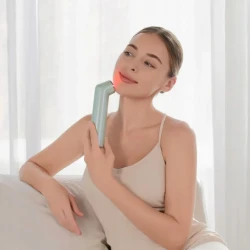 Nanoleaf Wellness 6-in-1 Light Therapy Wand urządzenie do terapii światłem