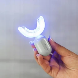 Be Lucent Stellar - zestaw do wybielania zębów żelem PAP kuracja 8-12dni (mint)