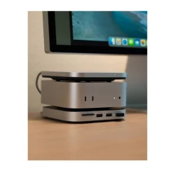 Satechi USB4 Slim NVMe SSD Enclosure - adapter dysku NVMe M.2 SSD (silver)