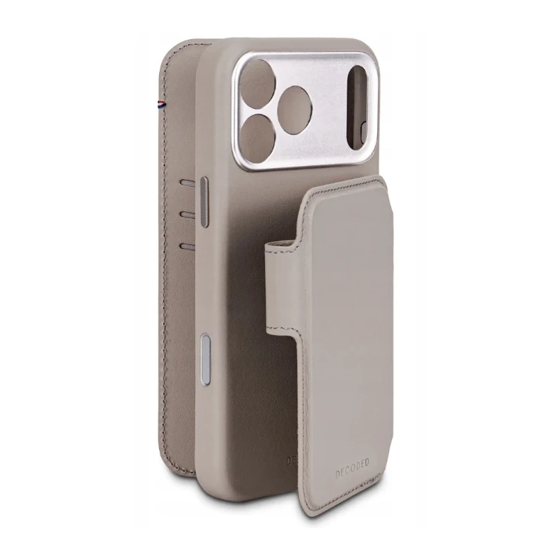 Decoded case dwuczęściowe etui z klapką iPhone 17 Pro Max MagSafe skóra (solid clay)