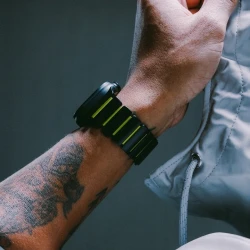 NOMAD elegancka mocna tytanowa bransoleta Apple Watch, Ultra, SE volt FKM (black titanium, volt FKM)