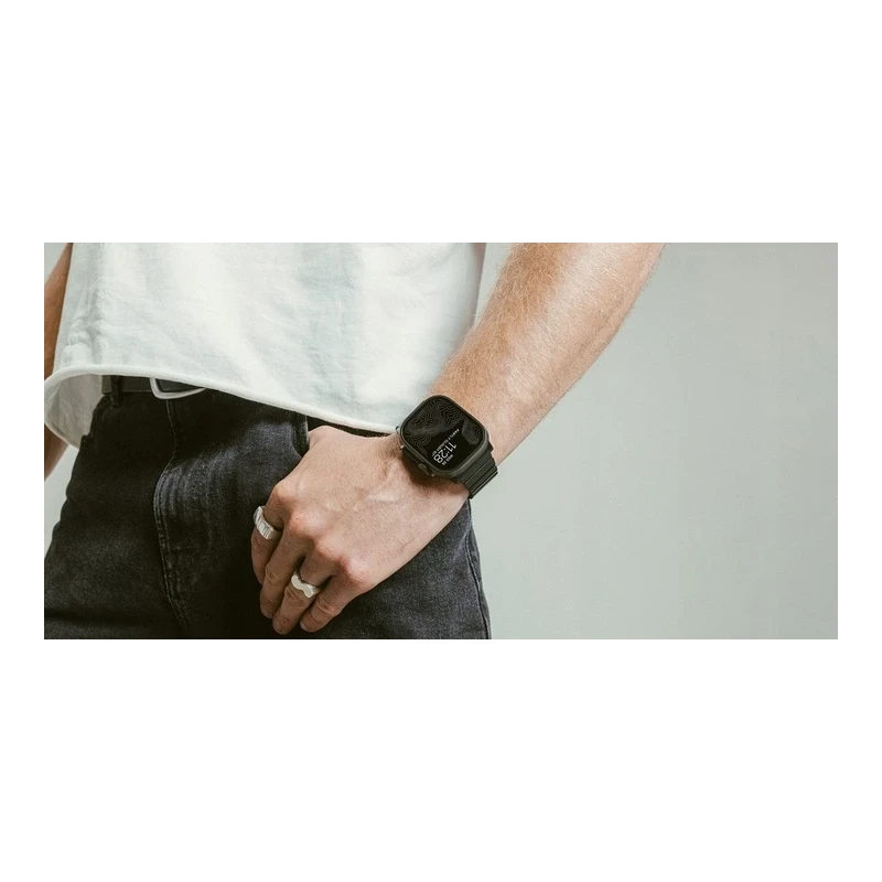 NOMAD Titanium Band - tytanowa bransoleta do Apple Watch 46mm/49mm (black hardware) V2