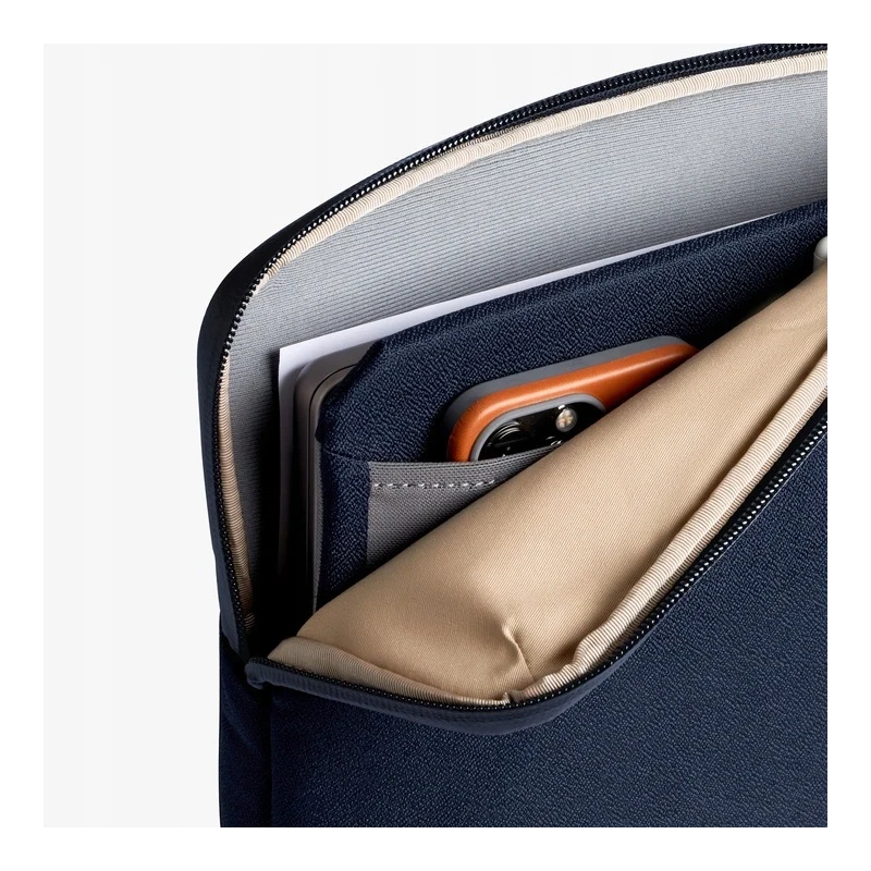 Bellroy Laptop Caddy 16 - etui na laptop 16" z kieszeniami na akcesoria mobilne (navy)