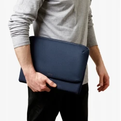Bellroy Laptop Caddy etui na laptop 16" z kieszeniami na akcesoria mobilne (navy)