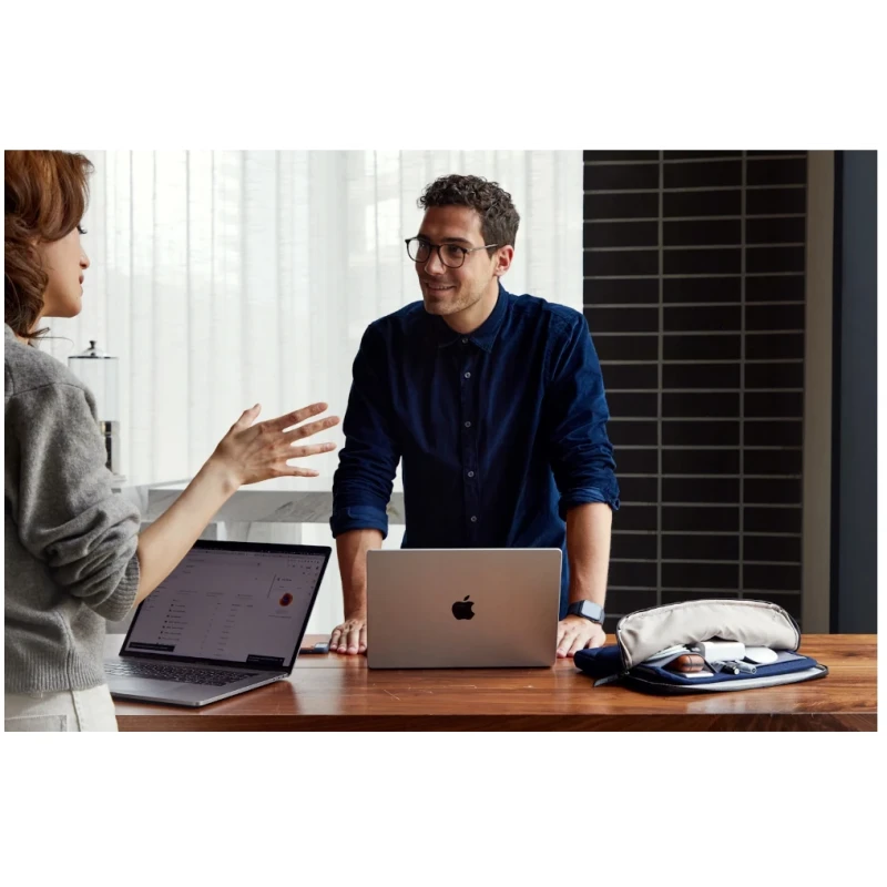 Bellroy Laptop Caddy 16 - etui na laptop 16" z kieszeniami na akcesoria mobilne (navy)