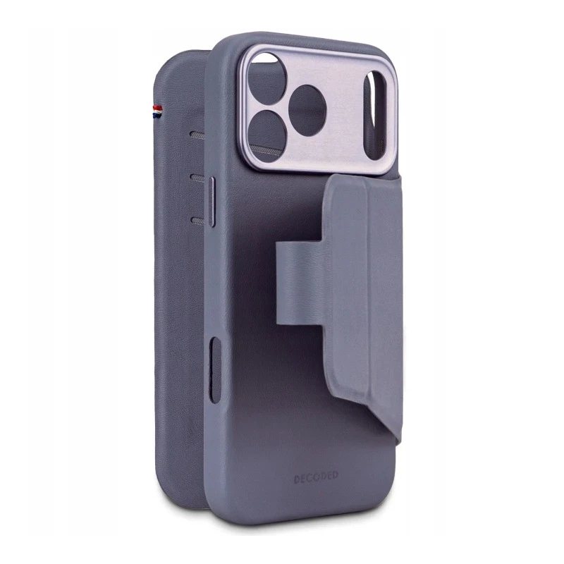 Decoded Textured Silicone Detachable Wallet - obudowa ochronna do iPhone 17 Pro kompatybilna z MagSafe (forever blue)