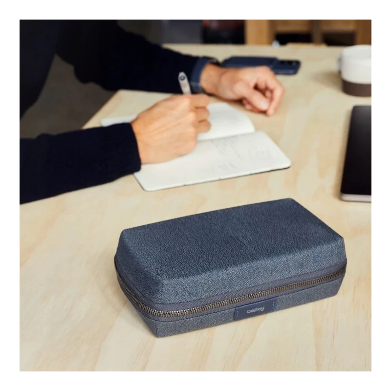 Bellroy Tech Kit - organizer na akcesoria mobilne (eucalyptus)
