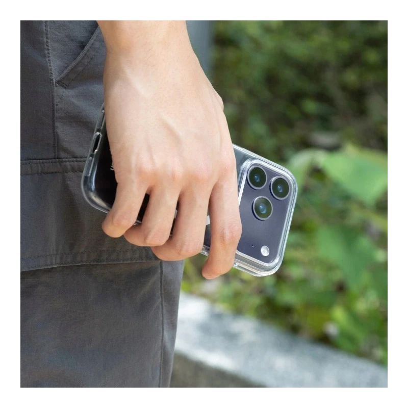 Native Union Case dopasowane przeźroczyste etui iPhone 17Pro MagSafe plecki (transparent)