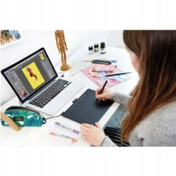 Wacom Intuos M - tablet piórkowy, czarny + 3 softy graficzne + Pen 4K