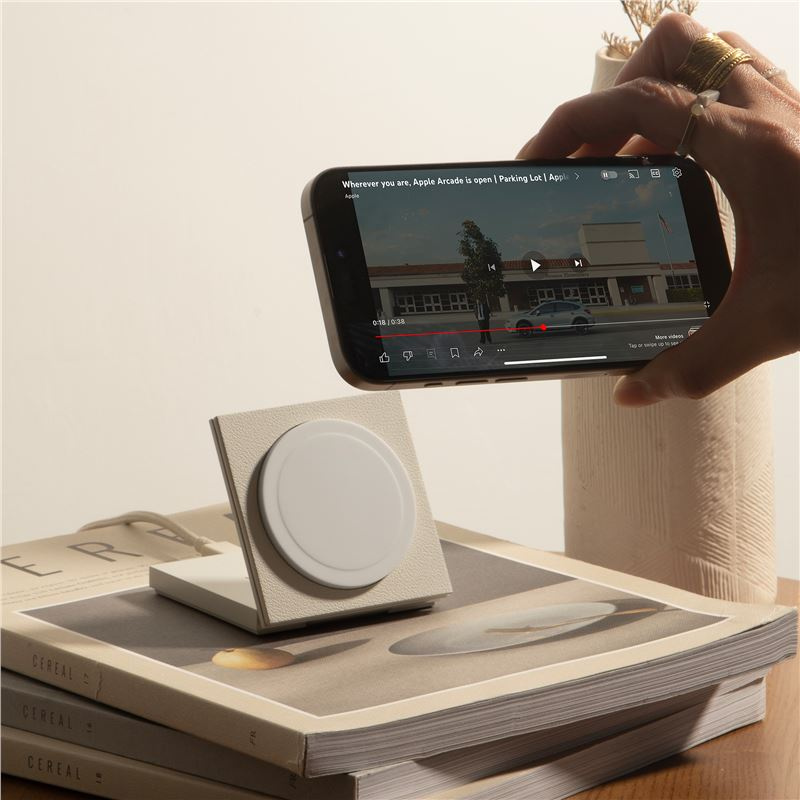 Native Union Rise Solo Qi2 wireless charger, sandstone