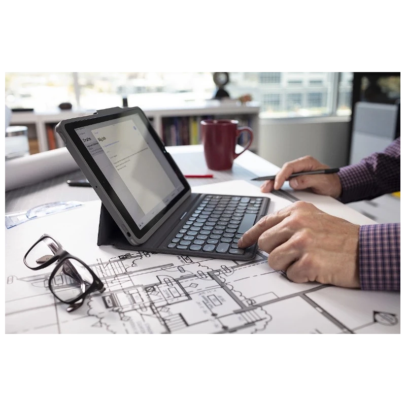 ZAGG Keyboard Pro Keys - obudowa z klawiaturą do iPad 10.2"