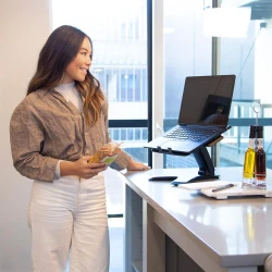 Ergotron - NEO-FLEX® Notebook Lift Stand - podstawka pod laptopa (czarna)