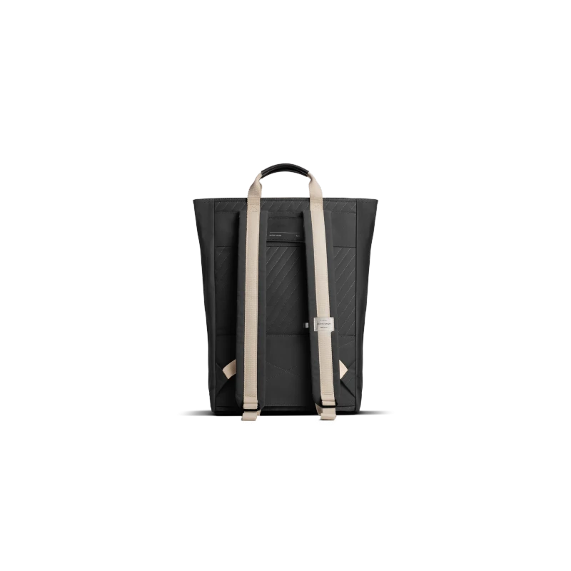 Native Union W.F.A Backpack - plecak z kieszenią na laptop 16", 20 L (black)