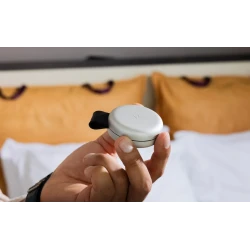 Twelve South ButterFly mobilna ładowarka bezprzewodowa 2w1 MagSafe etui