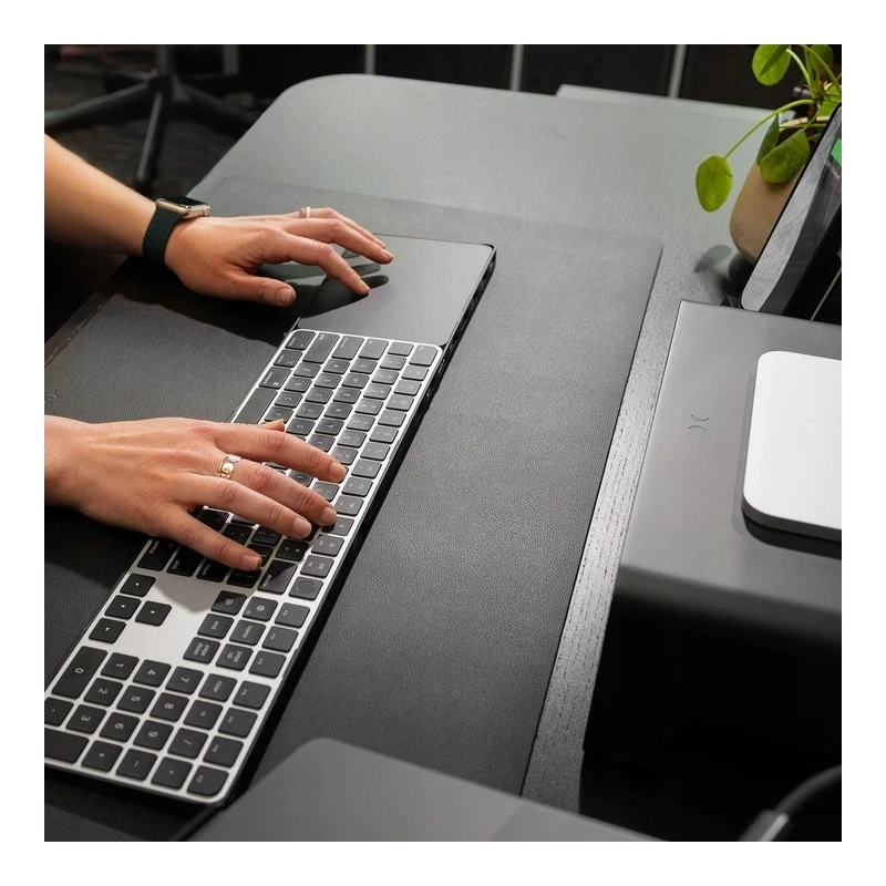 Twelve South DeskPad duża podkładka na biurko ze skóry wegańskiej czarna 75 x 40cm