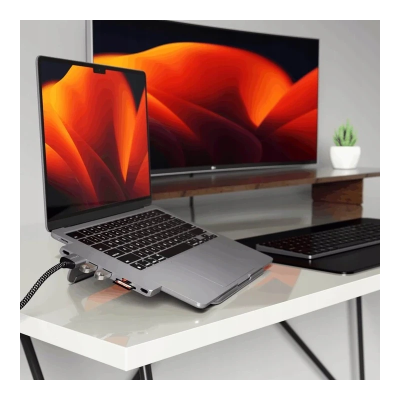 Satechi Pro Hub Slim - aluminiowy hub z podwójnym USB-C do MacBook (USB 4, HDMI, 2x USB-A, SD/microSD, USB-C) (silver)