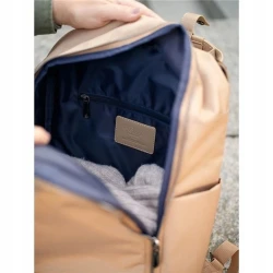 Golla Backpack Orion wygodny plecak z kieszenią na MacBook 16" (coffee)