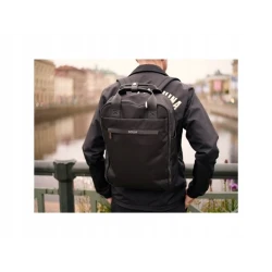 Golla Backpack Orion wygodny plecak z kieszenią na MacBook 16" (black)