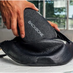 Backbone One Carry Case kompaktowe etui ochronne na kontroler pad czarne