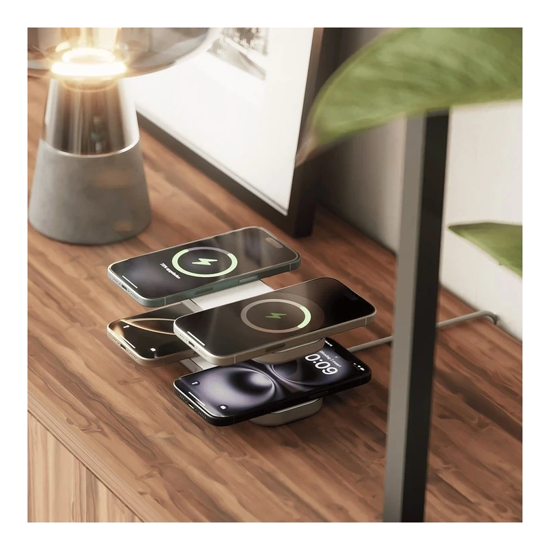 ZENS Quattro Wireless Charger Pro 4 - ładowarka bezprzewodowa Qi2 do czterech urządzeń (4x15W) kompatybilna z MagSafe (white)