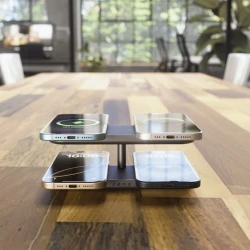 ZENS Quattro Charger Pro 4 ładowarka bezprzewodowa Qi2 4x15W MagSafe black